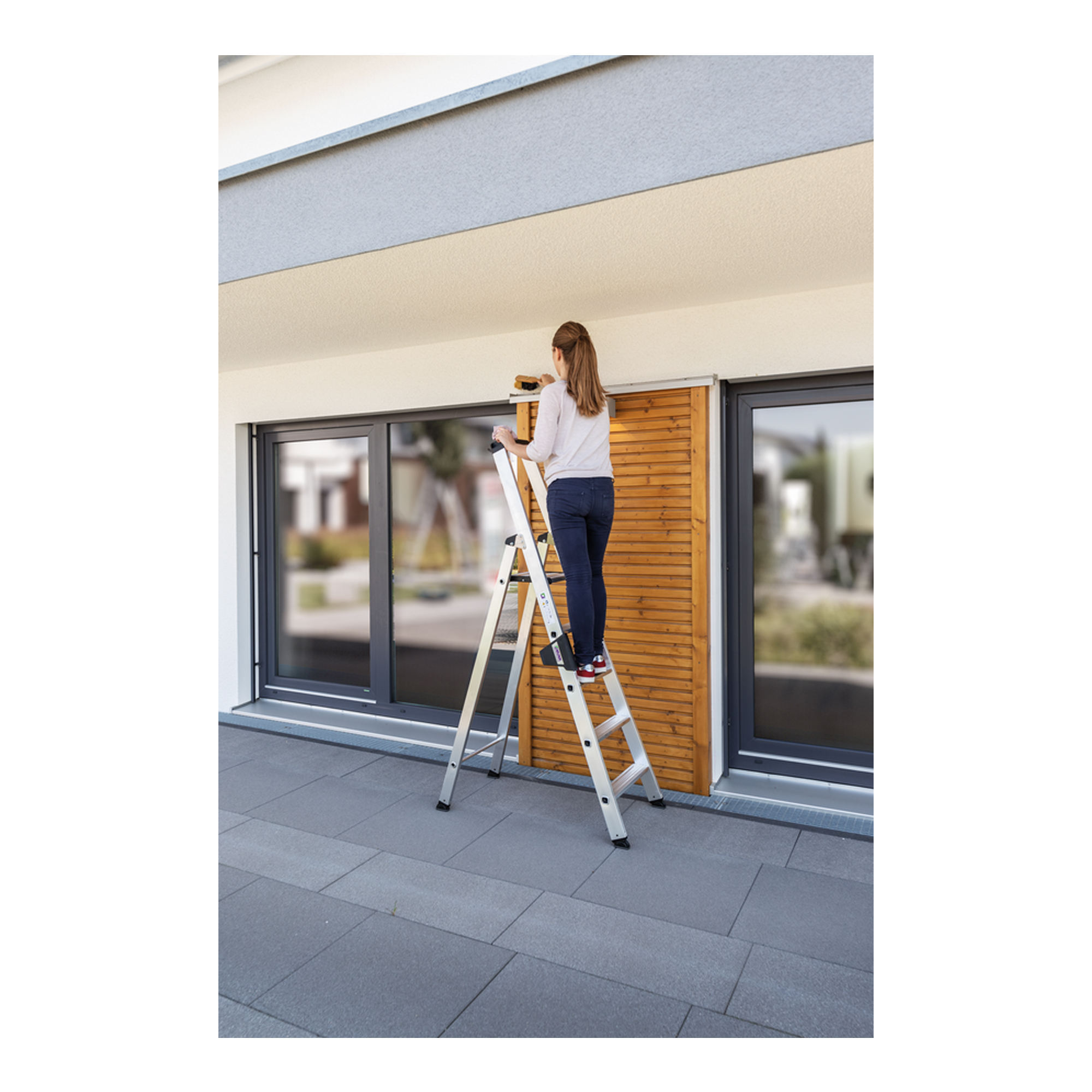 Stufenstehleiter einseitig begehbar 01-102n-100000 für verschiedene Arbeitshöhen erhältlich MUNK