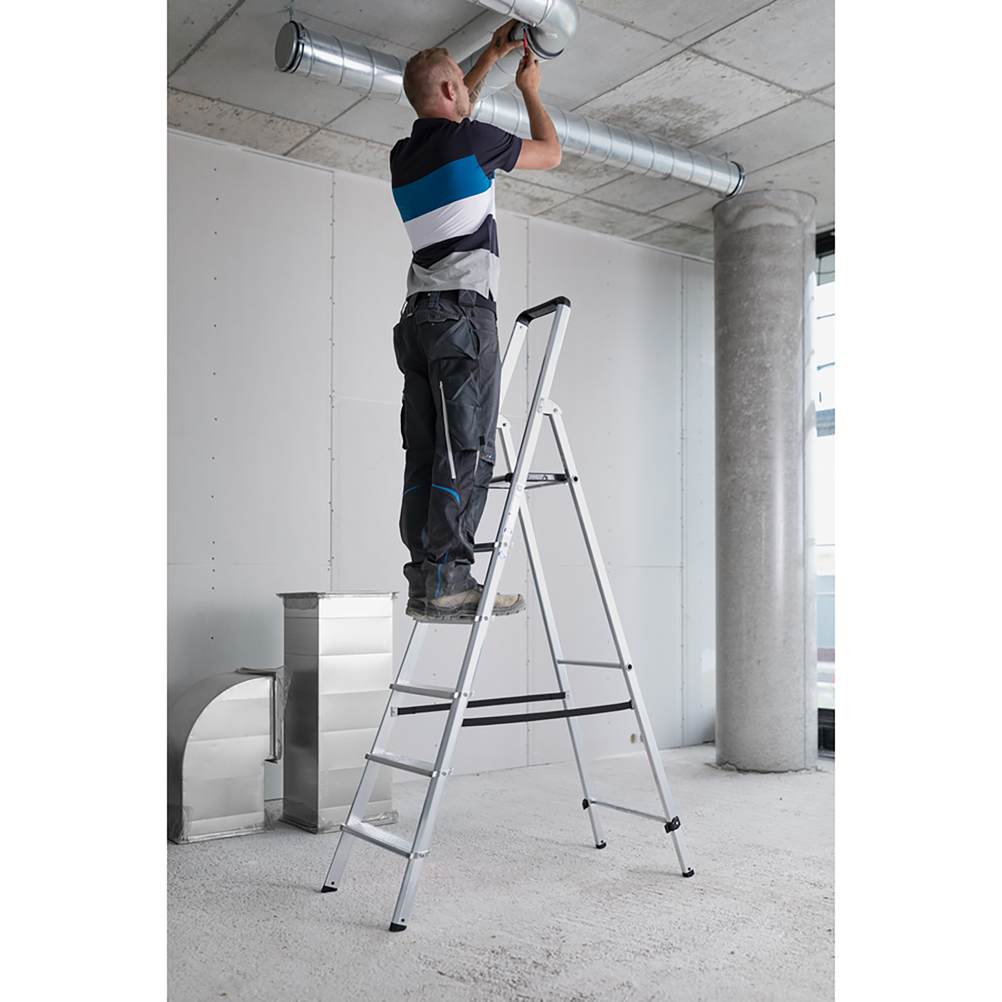 ML Stufenstehleiter einseitig begehbar