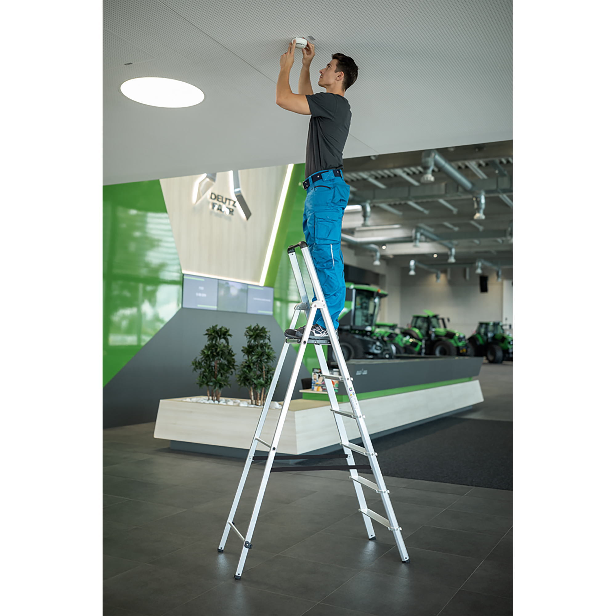 Alu. natur 01-102n-100055 für verschiedene Arbeitshöhen erhältlich MUNK